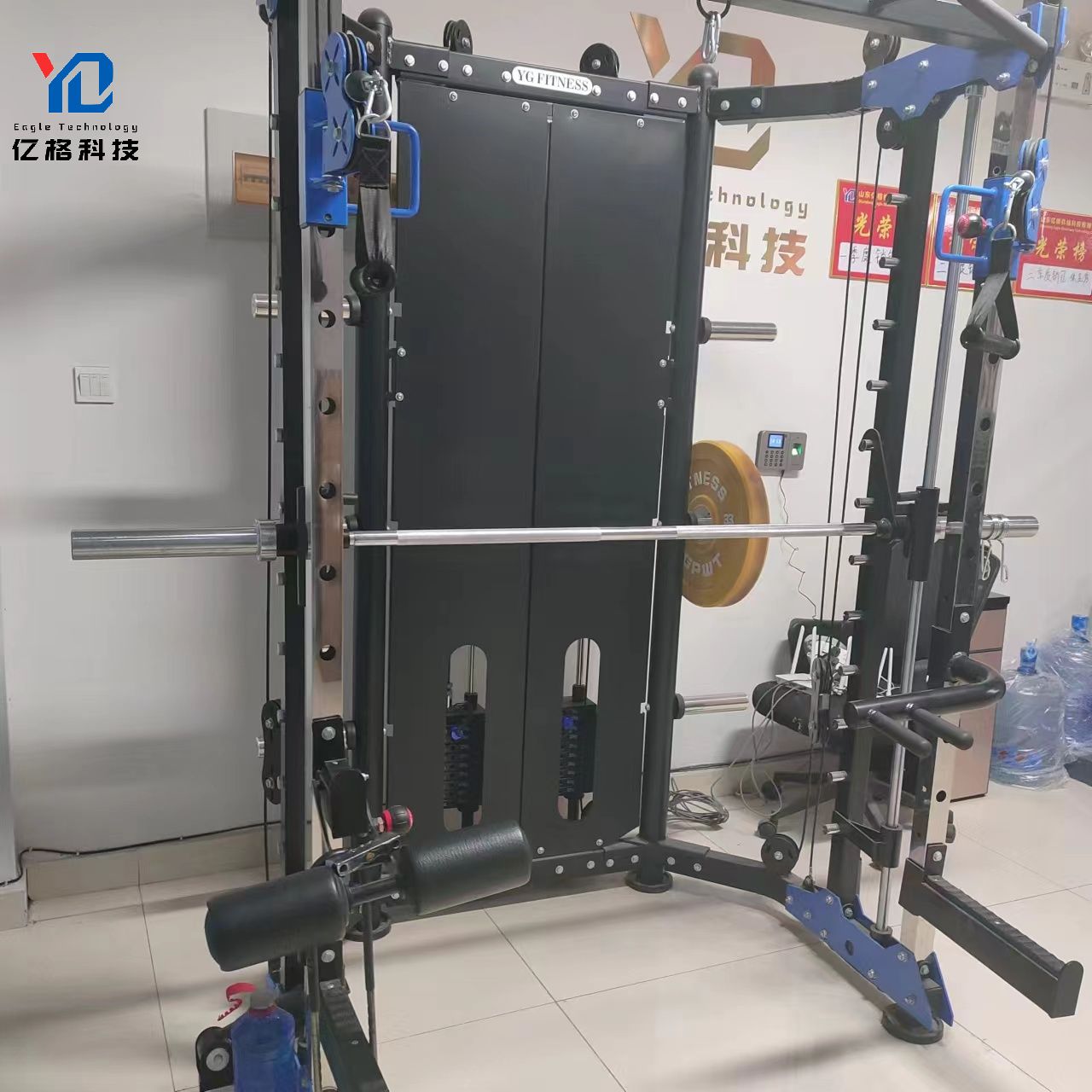4093 Commerciële Home Gym Appa - Smith Machine Home Gym Power Rack recensie en prijs