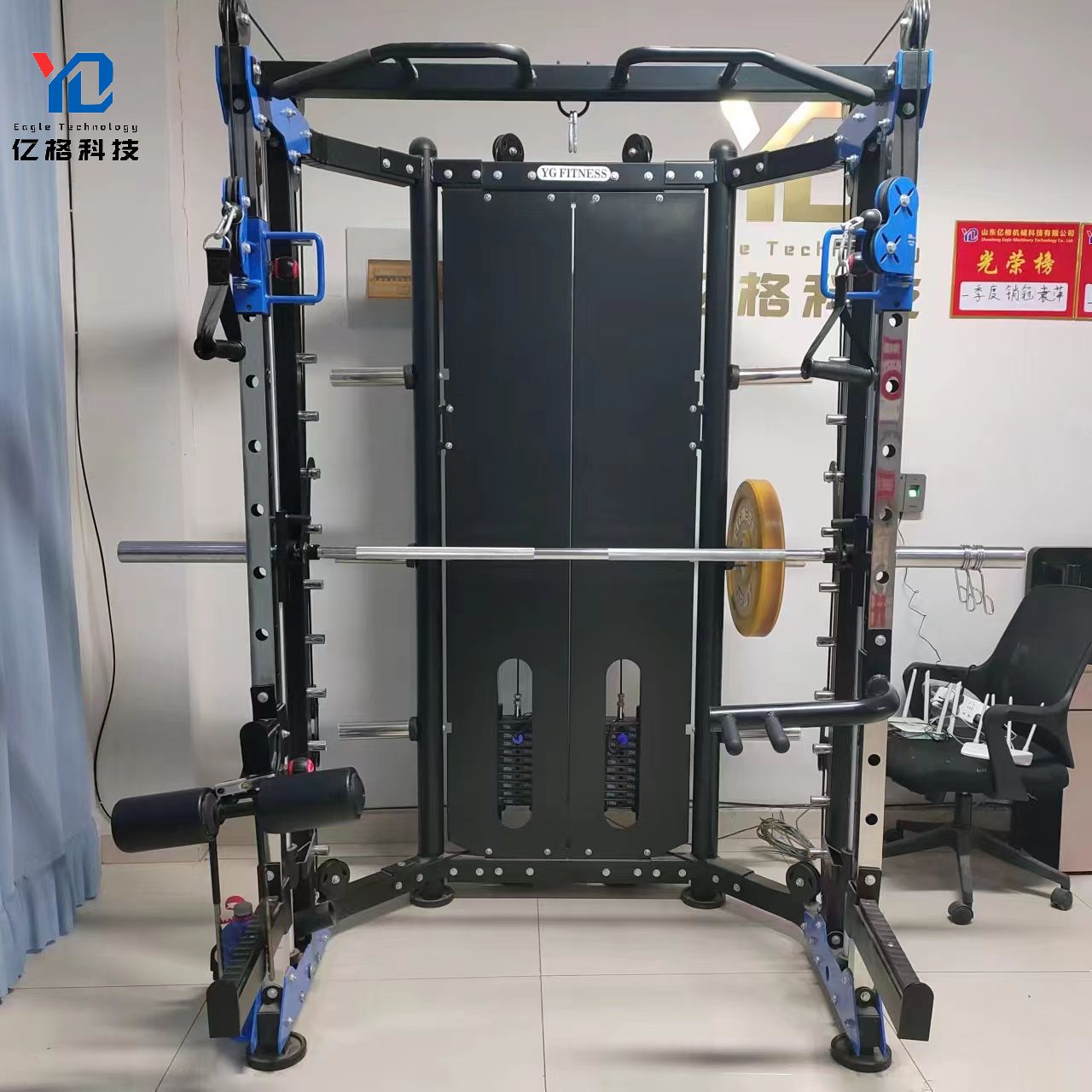 4093 Commerciële Home Gym Appa - Smith Machine Home Gym Power Rack recensie en prijs